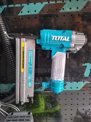 Total Shouter 2 in 1