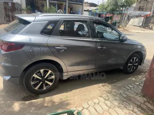 BYD E2 43 kWh 94 hp FWD 2024 Gray