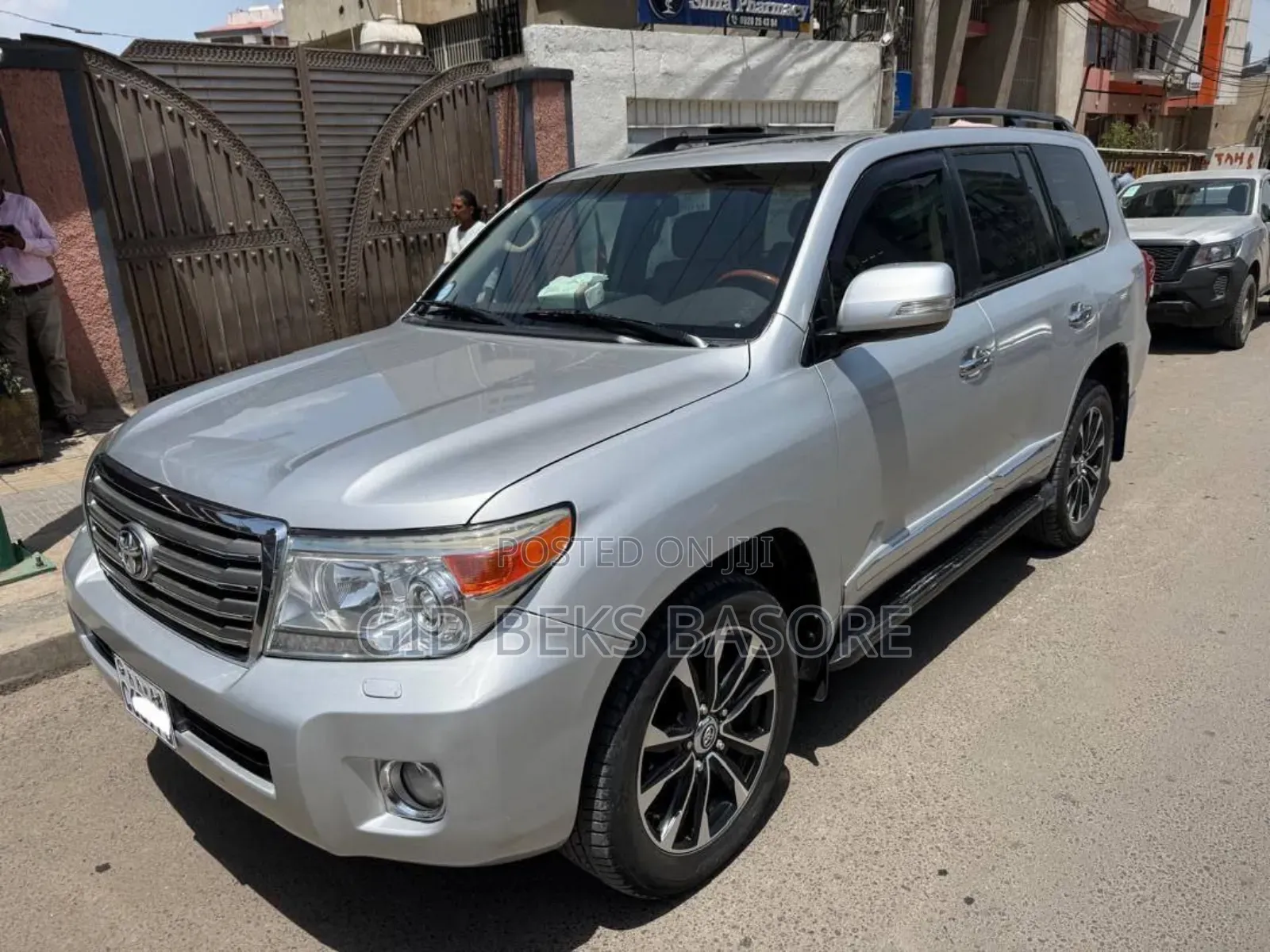 Toyota Land Cruiser 2014 Silver