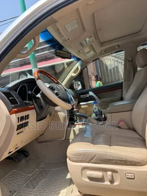 Toyota Land Cruiser 2014 Silver