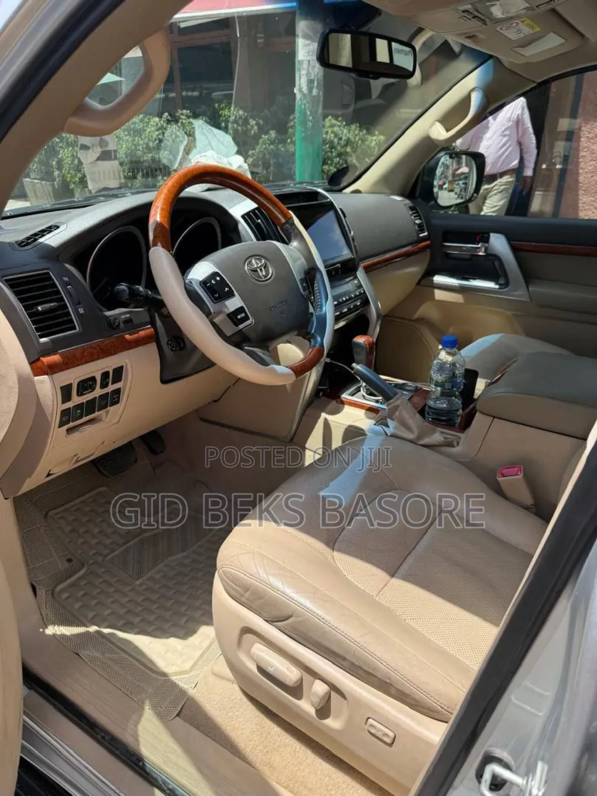 Toyota Land Cruiser 2014 Silver