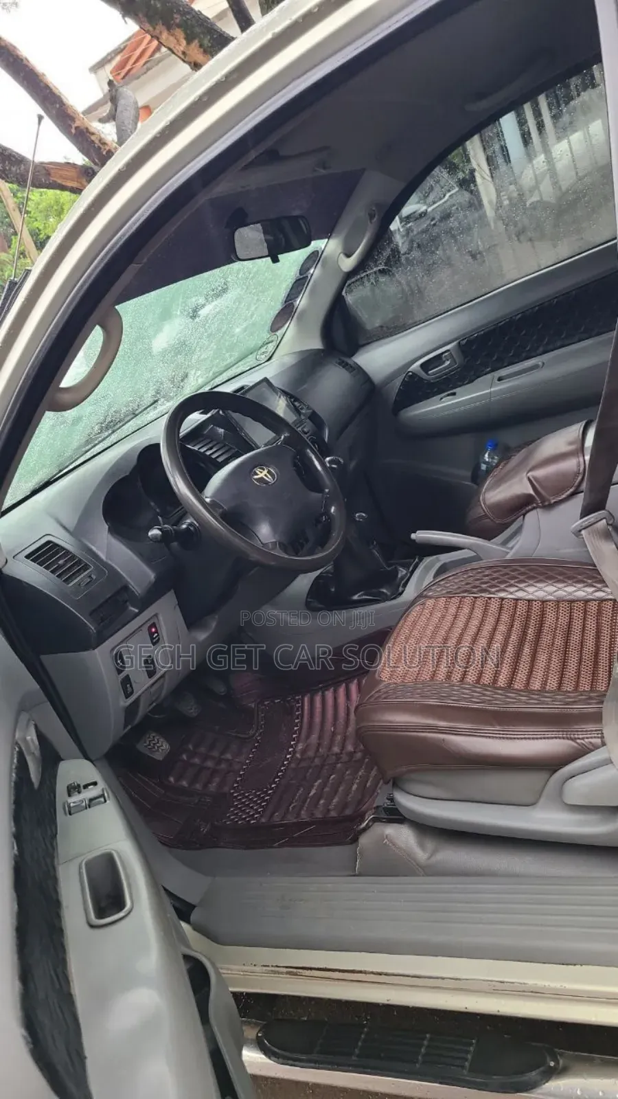 Toyota Hilux 2006 Gold