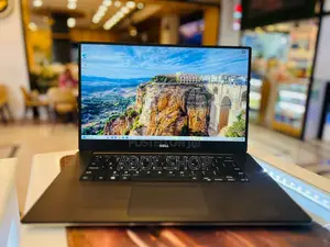 New Laptop Dell Precision 5510 16GB Intel Xeon SSD 512GB