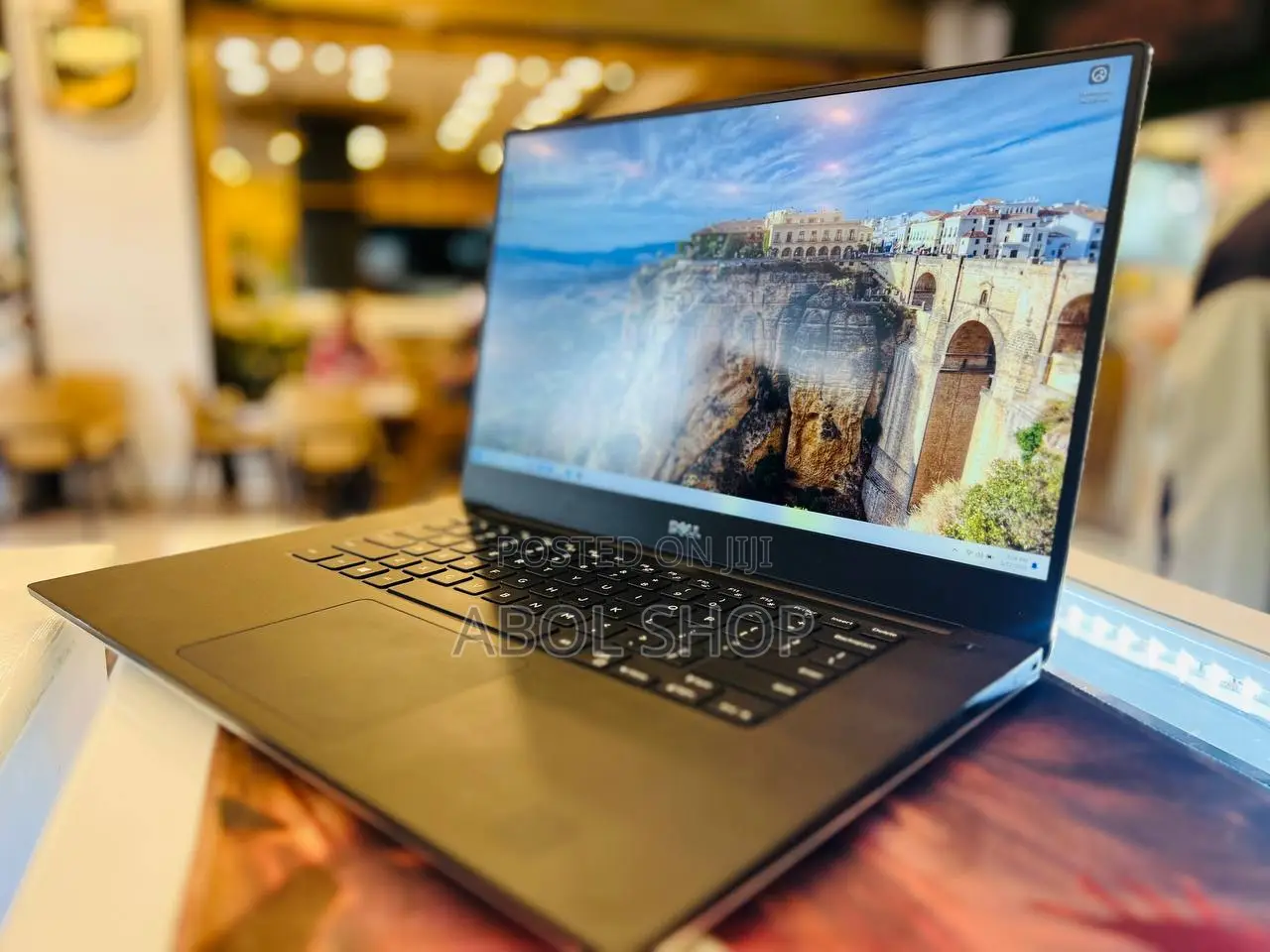 New Laptop Dell Precision 5510 16GB Intel Xeon SSD 512GB