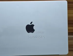 New Laptop Apple MacBook Pro 2023 M3 14-Inch 8GB Apple M3 Pro SSD 512GB