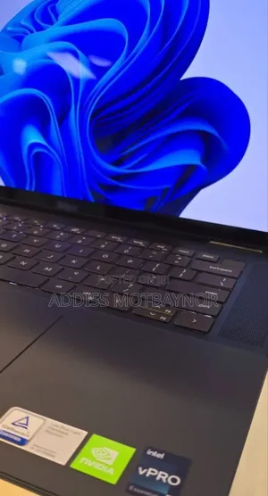 New Laptop Dell Inspiron 15 16GB Intel Core I7 SSD 512GB