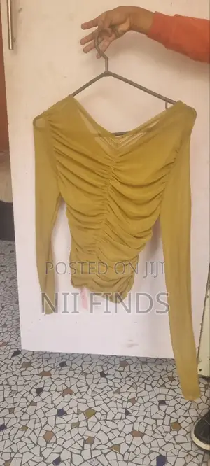 Ruched Long Sleeve Top