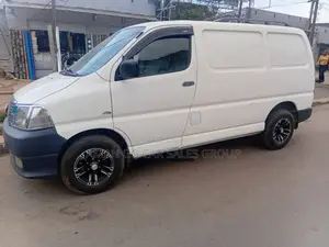 Photo - Toyota HiAce 2008 White