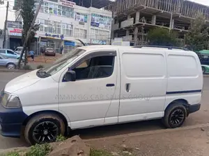 Toyota HiAce 2008 White