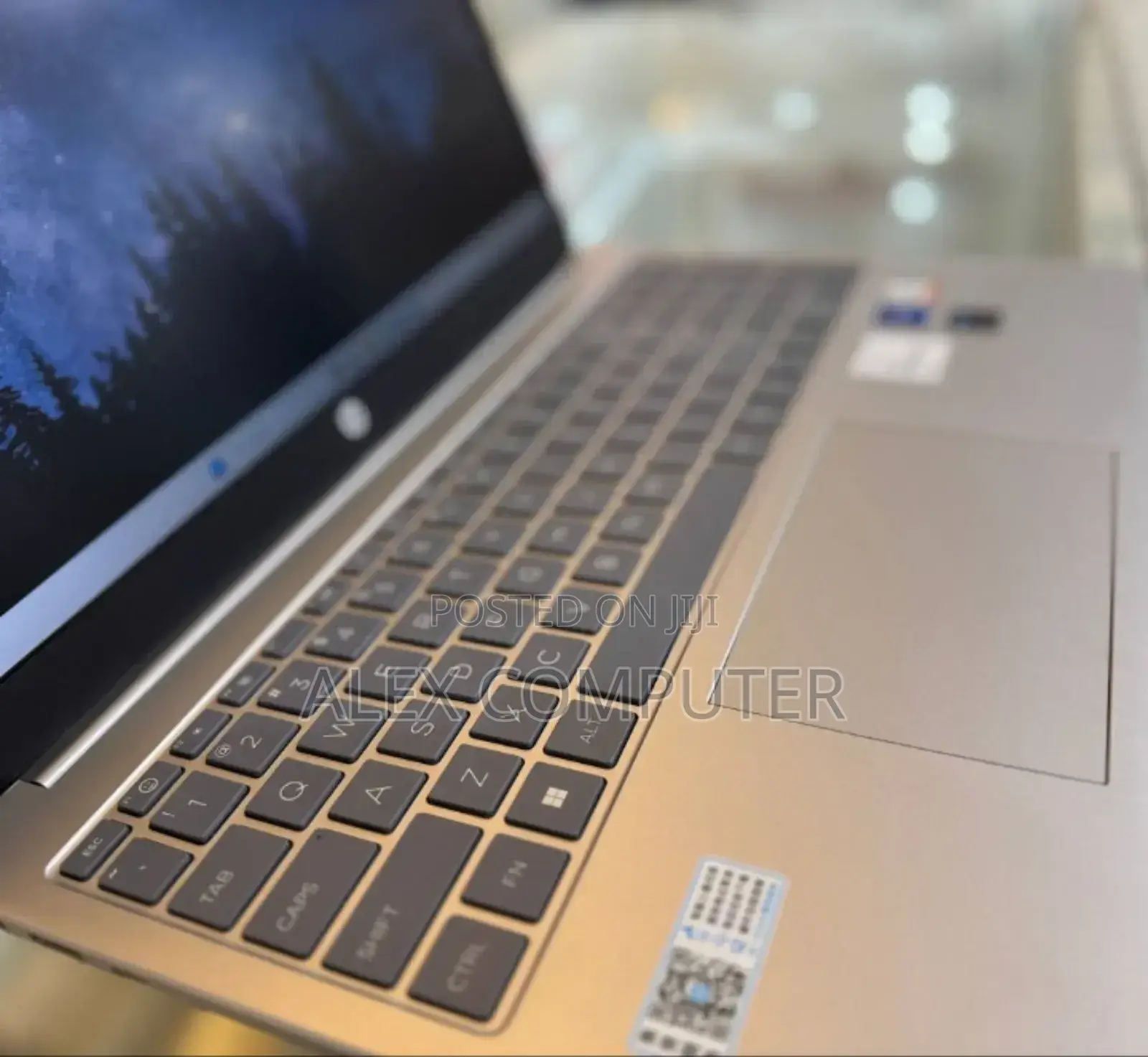 New Laptop HP Stream Notebook 16GB Intel Core I7 SSD 512GB
