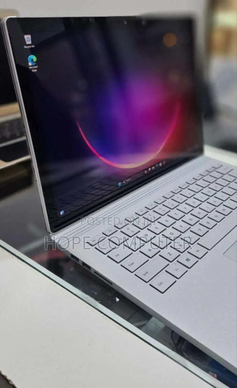 New Laptop Microsoft Surface Book 3 16GB Intel Core I7 SSD 256GB