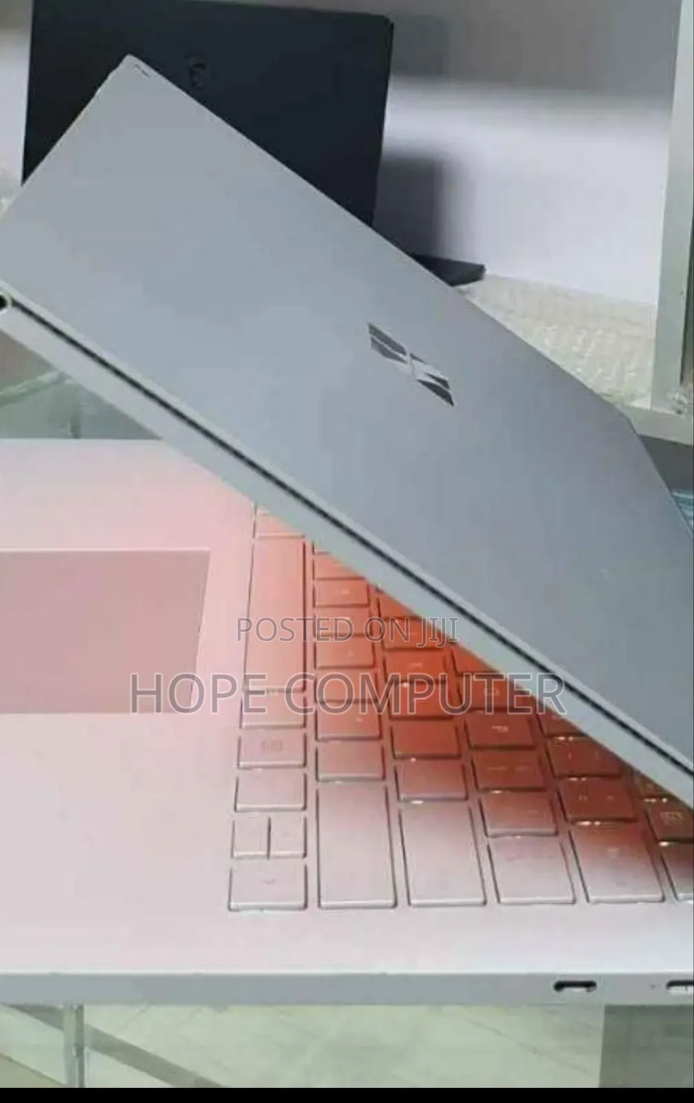 New Laptop Microsoft Surface Book 3 16GB Intel Core I7 SSD 256GB