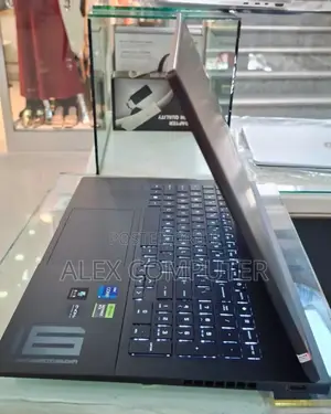 New Laptop HP Omen 16 16GB Intel Core I7 SSD 1T