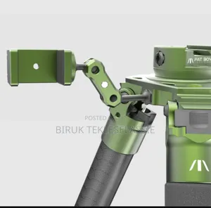 Side Chick - Tripod Attachment