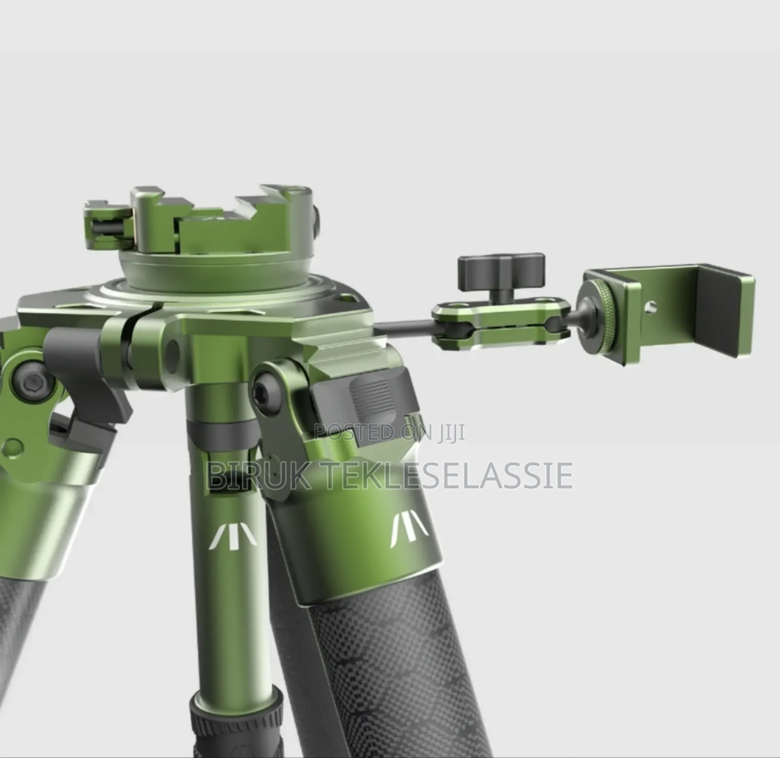 Side Chick - Tripod Attachment