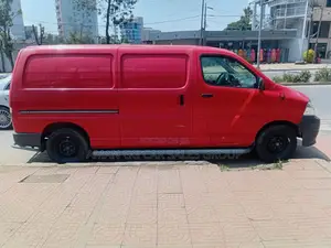 Toyota HiAce 2011 Red