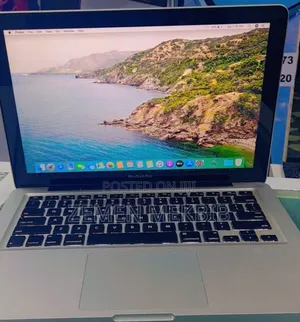 Photo - New Laptop Apple MacBook Pro 2012 4GB Intel Core I5 HDD 500GB