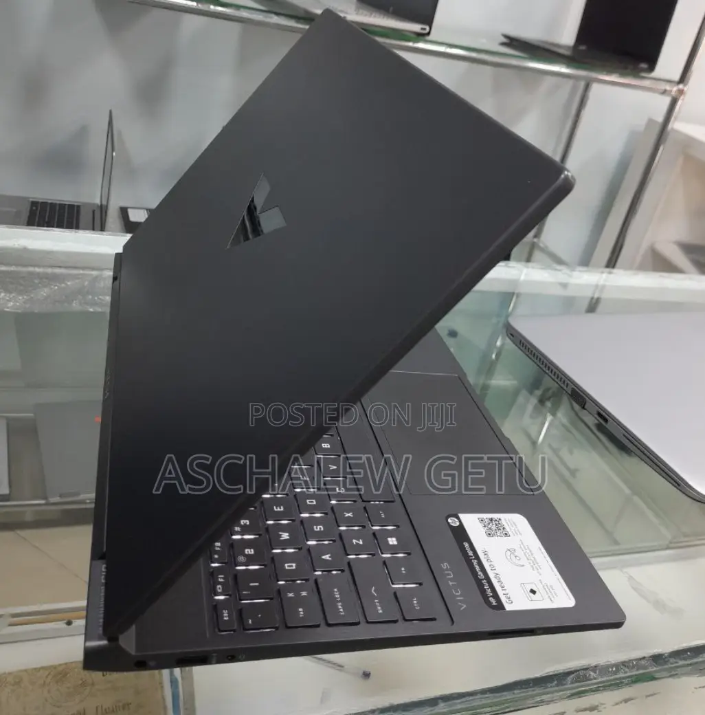 New Laptop HP Victus 15 16GB Intel Core I7 SSD 512GB