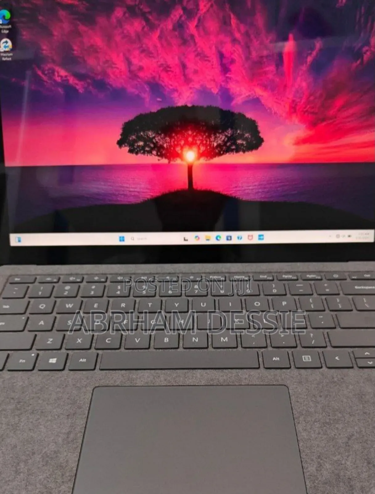 New Laptop Apple MacBook Pro M1 16GB Intel Core I7 SSD 512GB