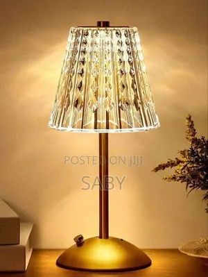 Rechargable 3 Color Light Crystal Table Lamp