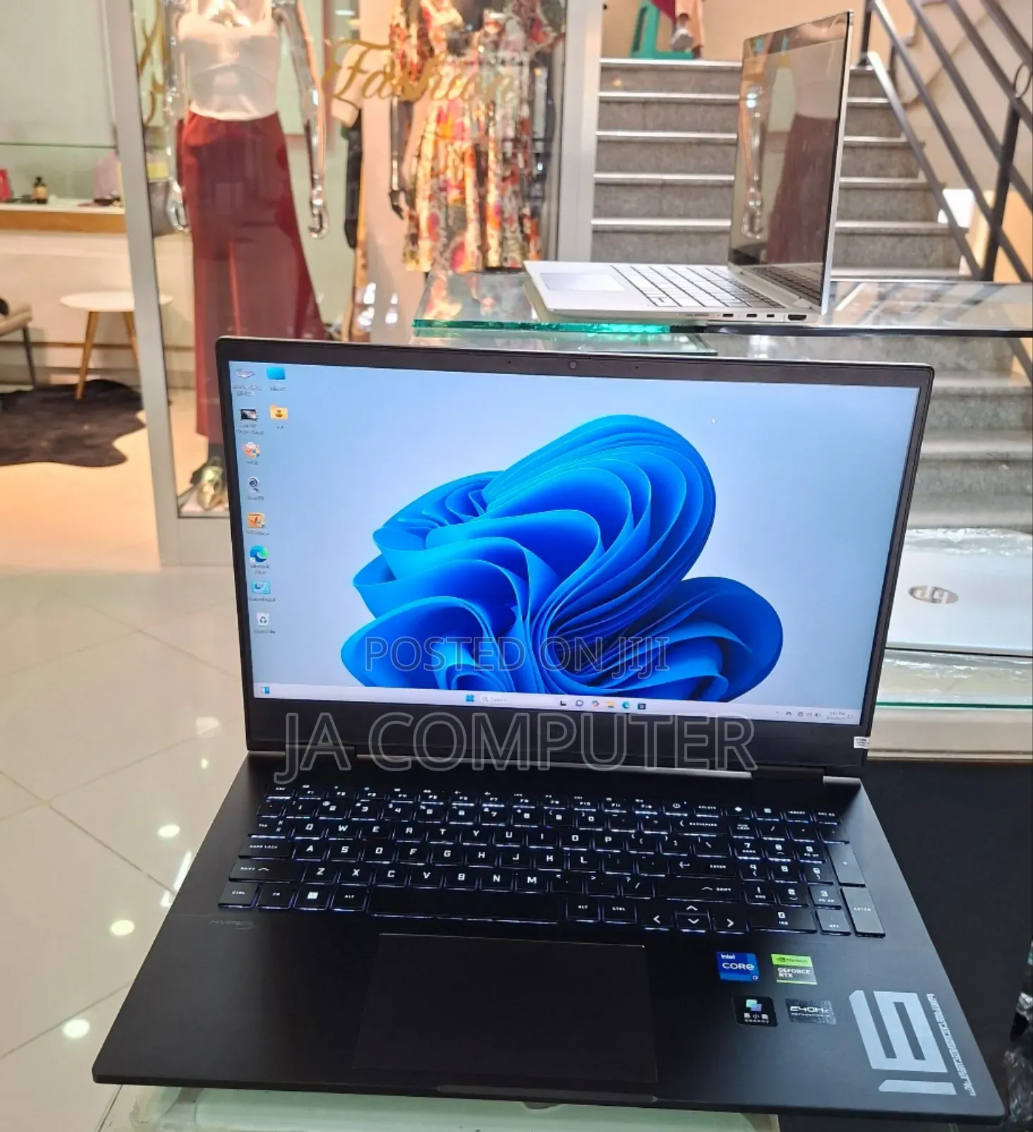 New Laptop HP Omen 16 16GB Intel Core I7 SSD 1T