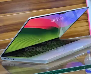 New Apple MacBook Pro 2023 M3 Max 14-Inch 16GB Intel Core M3 SSD 512GB