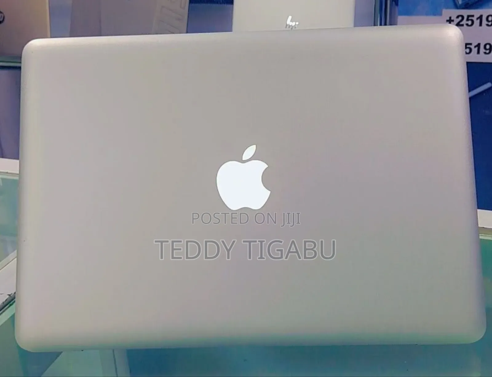 New Laptop Apple MacBook Pro 4GB Intel Core I5 SSD 500GB