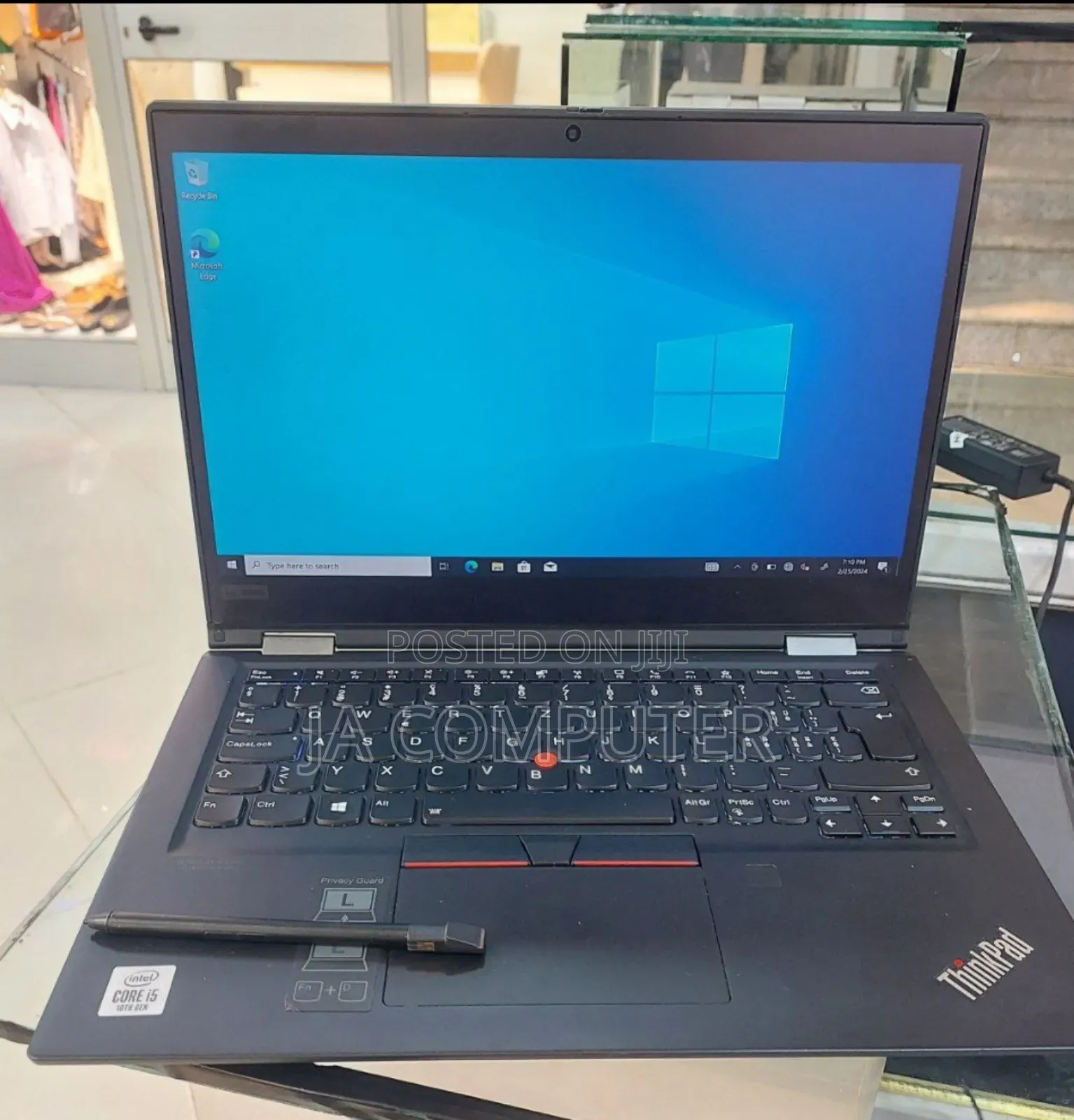 New Laptop Lenovo Thinkpad X13 Yoga 8GB Intel Core I5 SSD 512GB