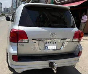 Toyota Land Cruiser 2014 Silver