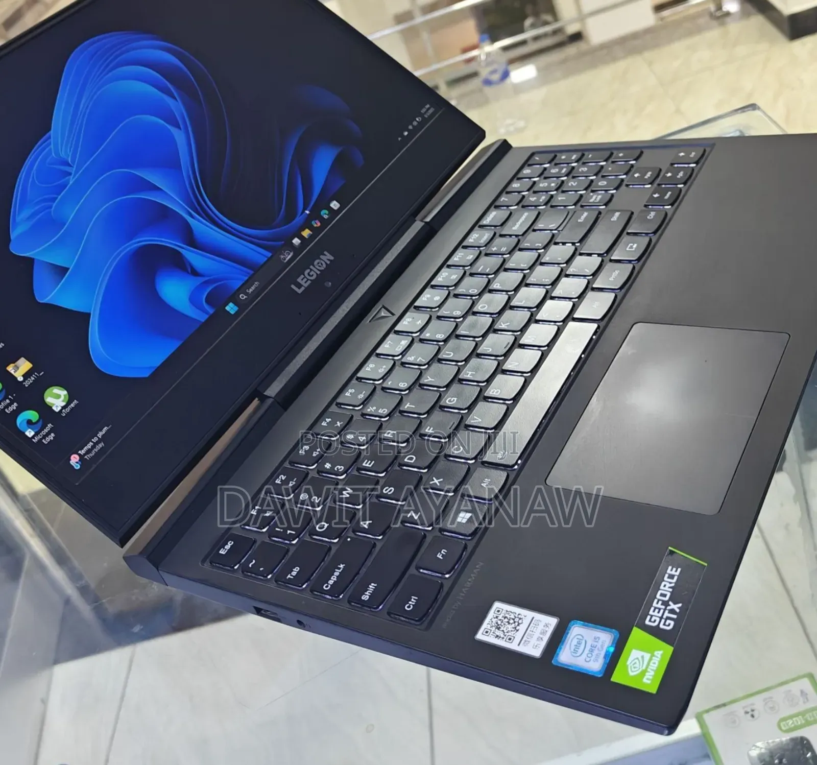 New Laptop Lenovo 16GB Intel Core I7 SSD 1T