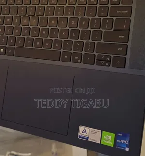 New Laptop Dell Inspiron 15 16GB Intel Core I7 SSD 1T