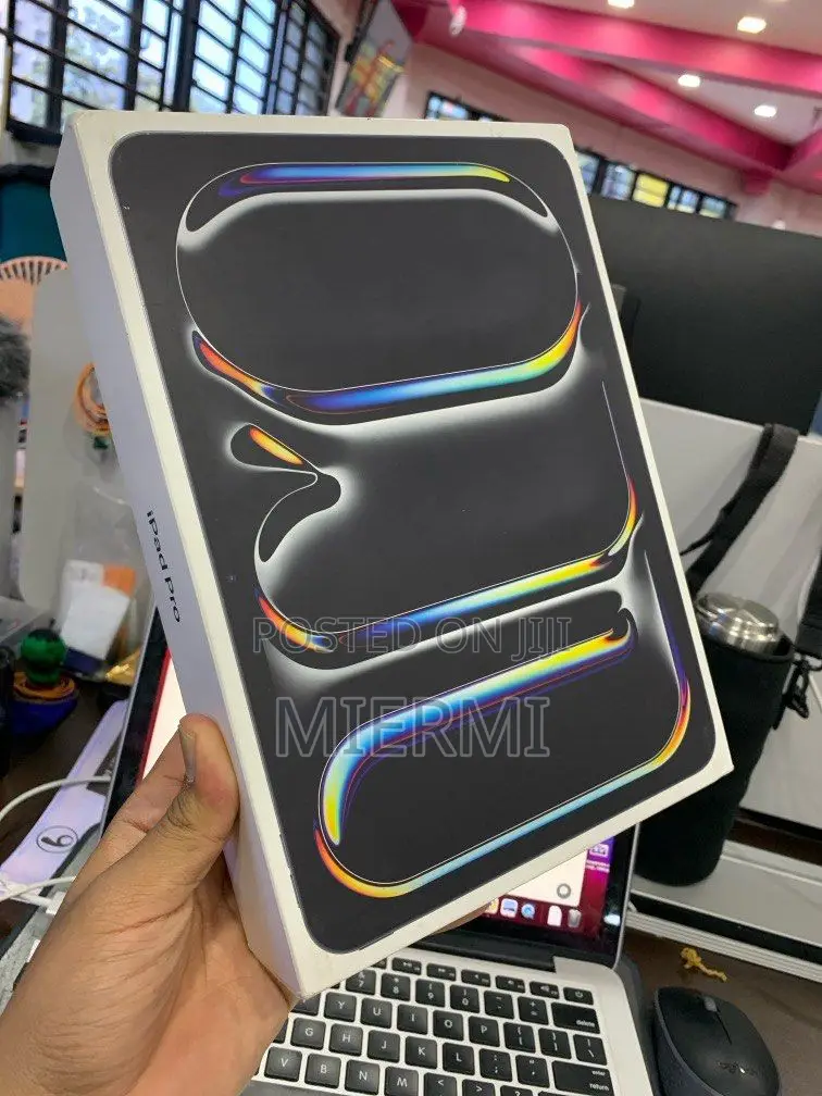 New Apple iPad Pro 11 (2024) 512 GB Black