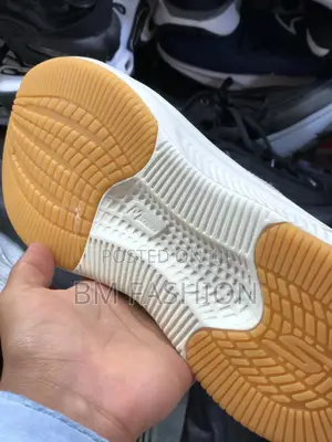 Skechers Sneakers Cream Color