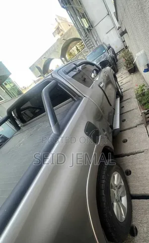 Toyota Hilux 2017 Gray