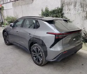 New Toyota bZ4X 2024 Gray