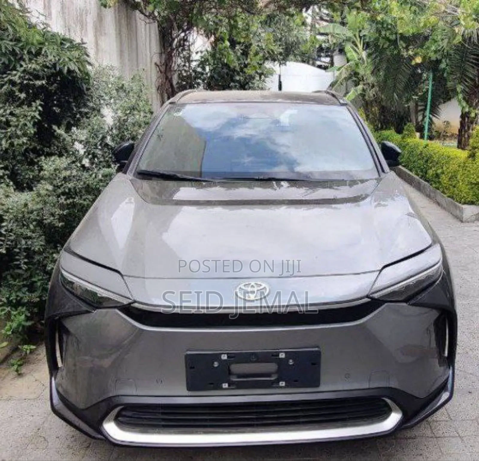 New Toyota bZ4X 2024 Gray