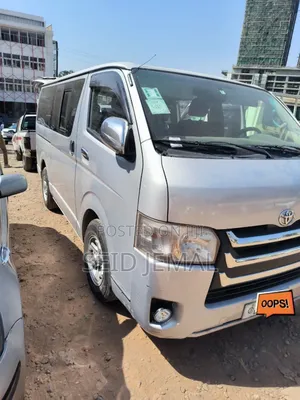 Toyota HiAce 2007 Silver
