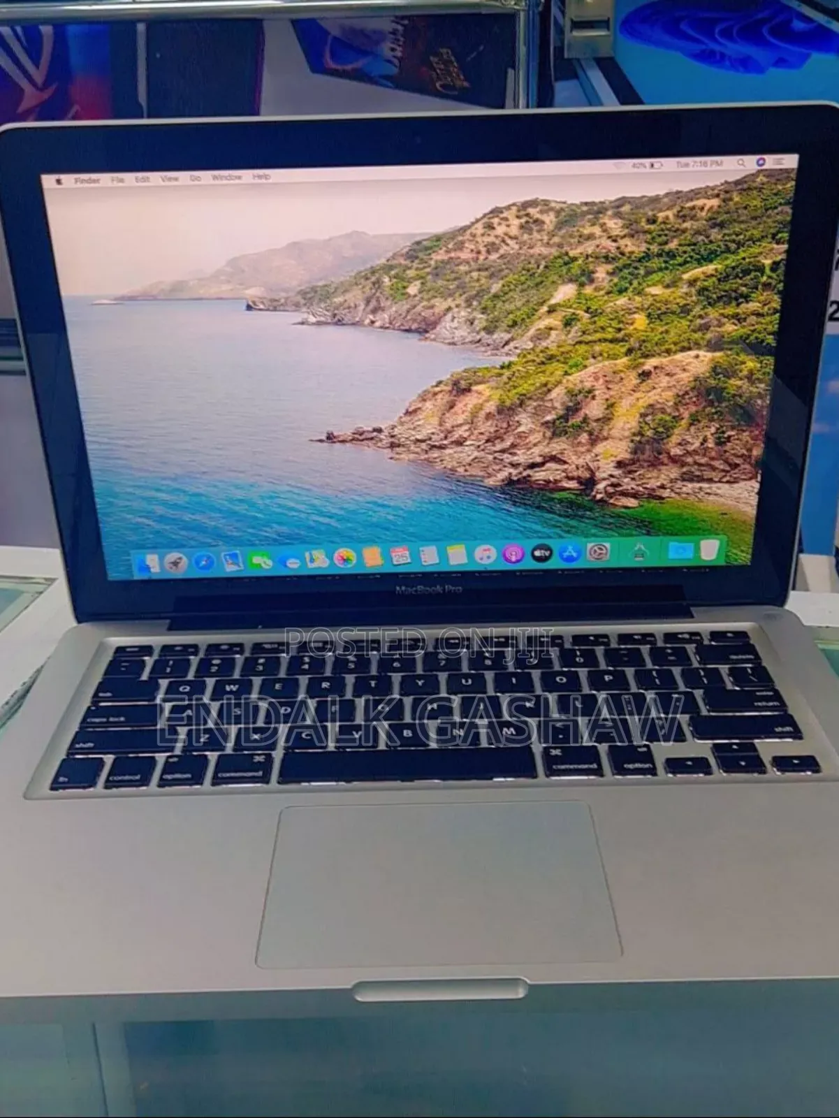 New Laptop Apple MacBook 4GB Intel Core I5 SSD 500GB