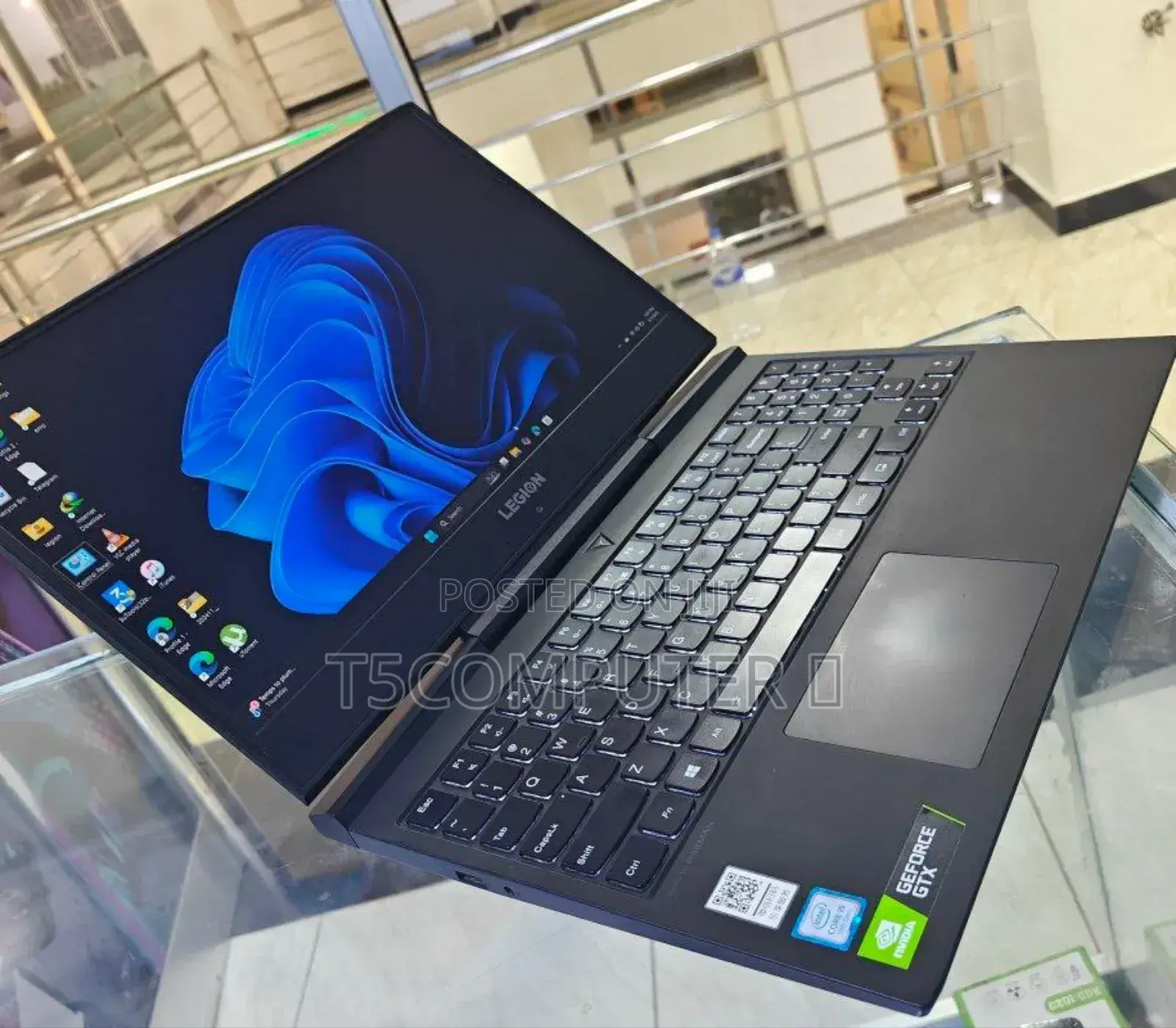 New Laptop Lenovo 16GB Intel Core I5 SSD 1T