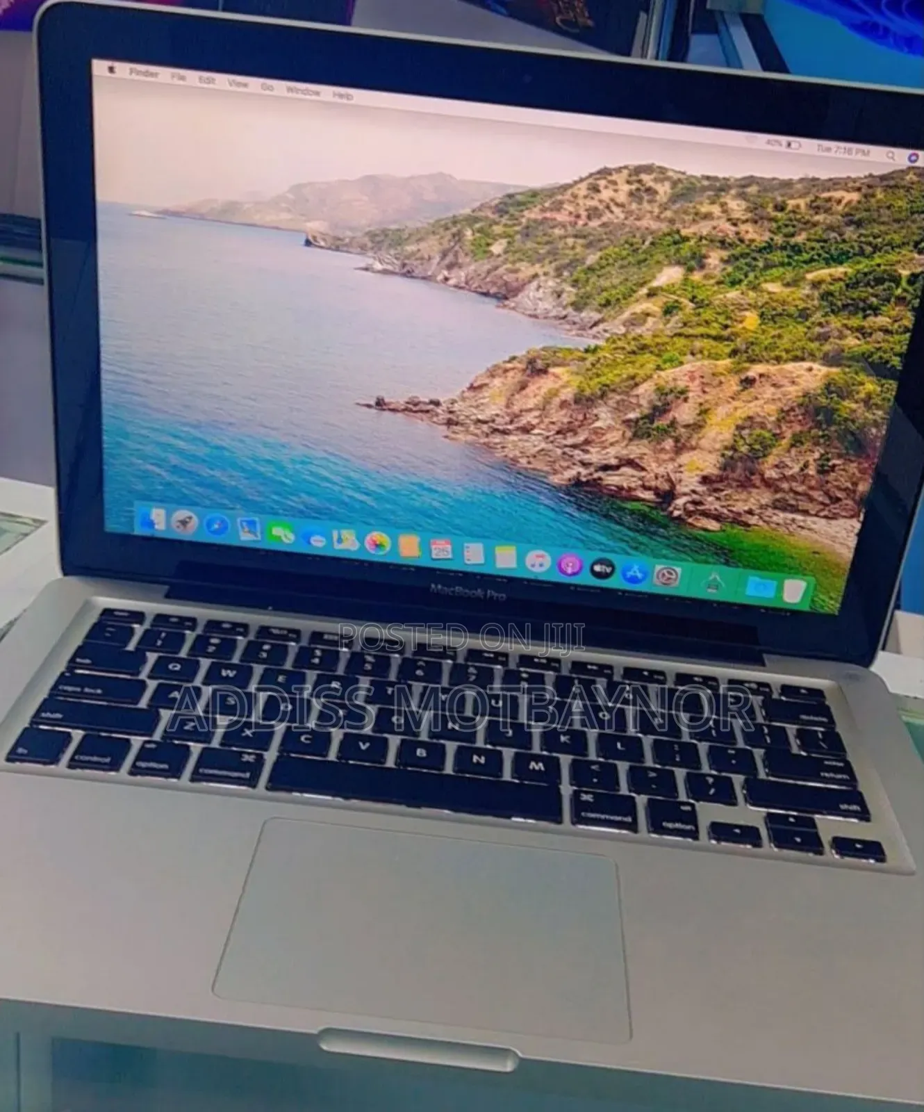 New Laptop Apple MacBook 2012 4GB Intel Core I5 SSD 500GB