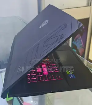 New Laptop MSI Pulse GL76 16GB Intel Core I9 SSD 1T