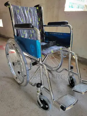 Children’S Wheelchair Made of Aluminium Alloy液kid Wheelchair