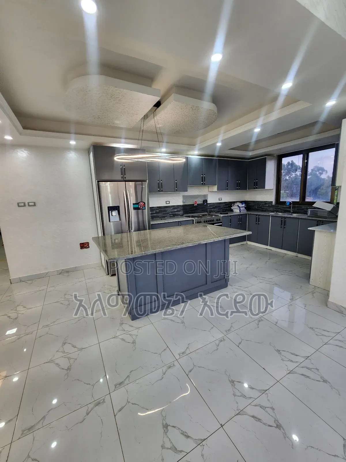 Furnished 4bdrm Apartment in አፓርትመንት, Bole for sale