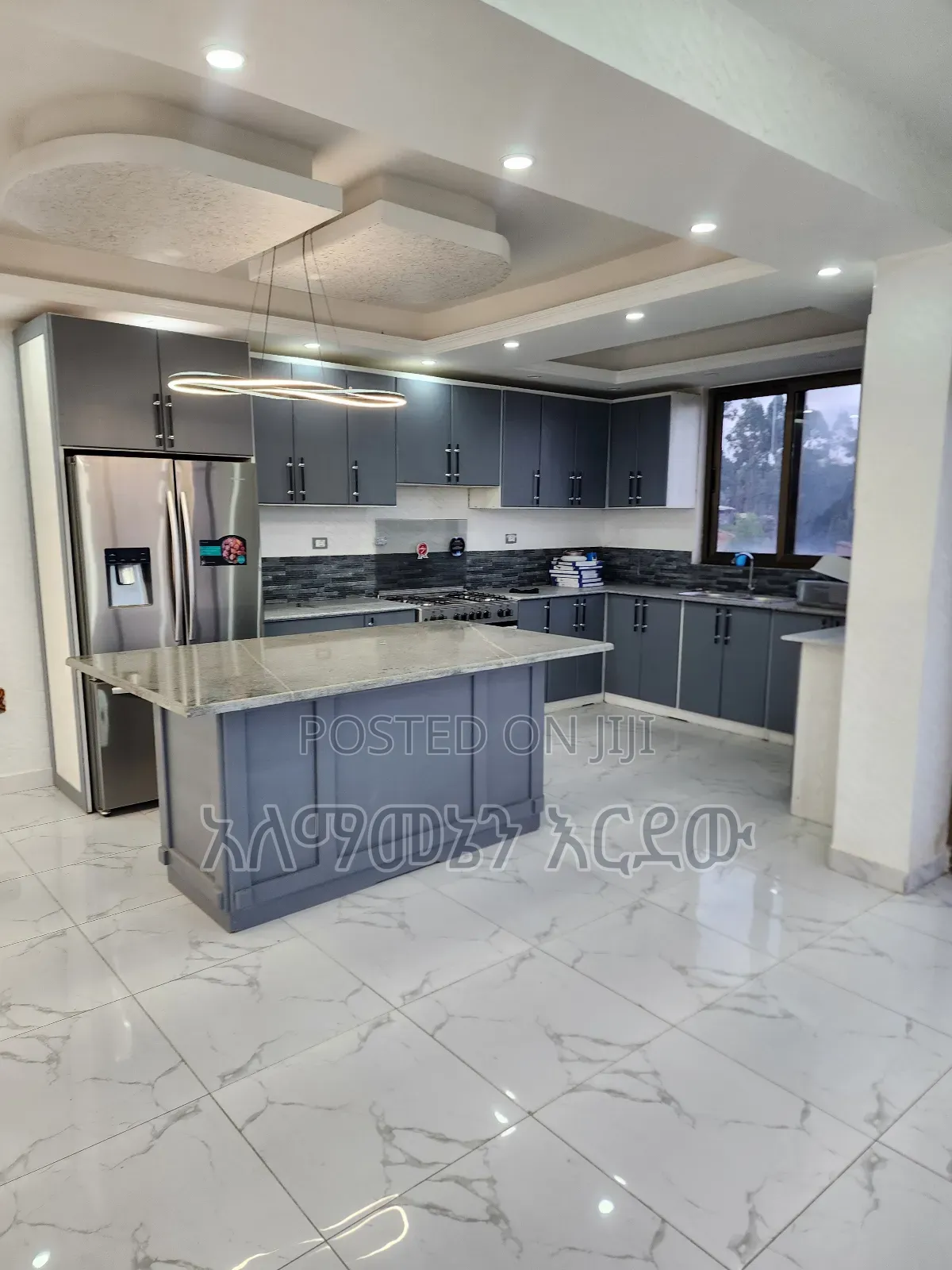 Furnished 4bdrm Apartment in አፓርትመንት, Bole for sale