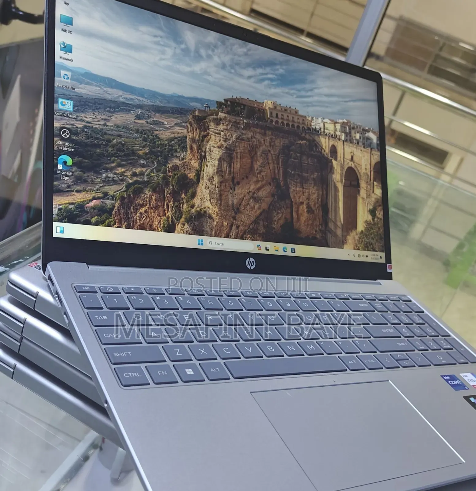New Laptop HP Stream Notebook 16GB Intel Core I7 SSD 1T