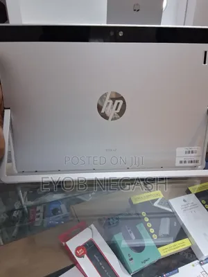 New Laptop HP X2 8GB Intel Core Ultra 5 SSD 256GB