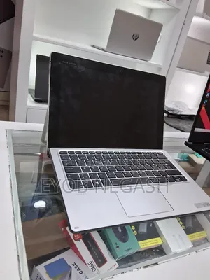 New Laptop HP X2 8GB Intel Core Ultra 5 SSD 256GB