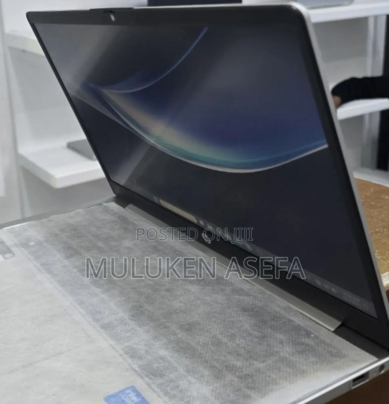 New Laptop HP 14-Dq1025cl 12GB Intel Core I3 SSD 512GB