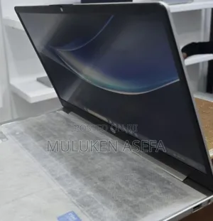 New Laptop HP 14-Dq1025cl 12GB Intel Core I3 SSD 512GB