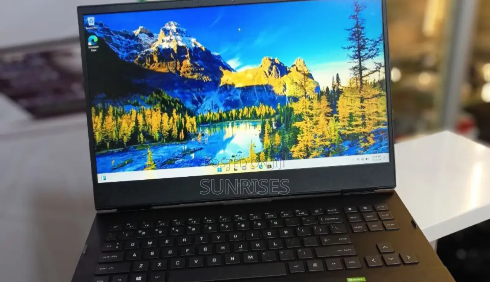 New Laptop HP Omen 16 16GB AMD Ryzen 7 SSD 512GB